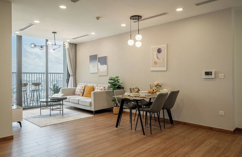 Tan Thuan Tay Apartment | Cool and New 3Brs Apartment - Amazing view - Free Pool&Gym - D7