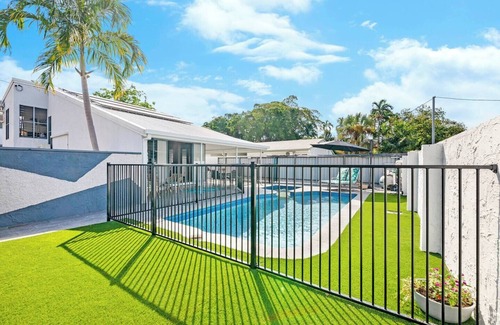 Fannie Bay House | Cool by the Pool - Two Bedroom Apartment, Sleeps 4