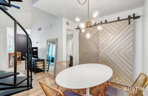 Riverside House | Cool Down On Riverside Free Parking and Shared Pool