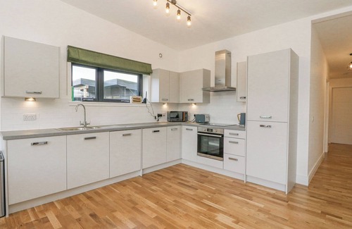 Aberfeldy Cottage | COORIE IN, country holiday cottage, with a garden in Aberfeldy