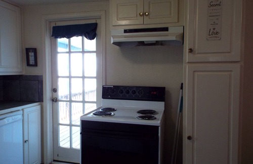 Rockport House | Copano Comfort a bayfront cottage