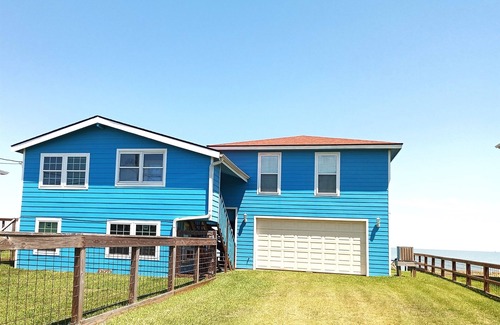 Rockport House | Copano Comfort a bayfront cottage
