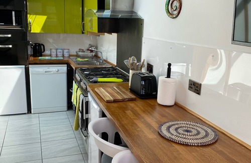 New Forest District House | Coppice, Entire 1 bedroom annex, pet friendly. EV Charger.