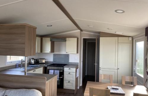 Reighton House | Cora's Cosy Static Caravan, Silverwoods, Reighton Sands, Filey