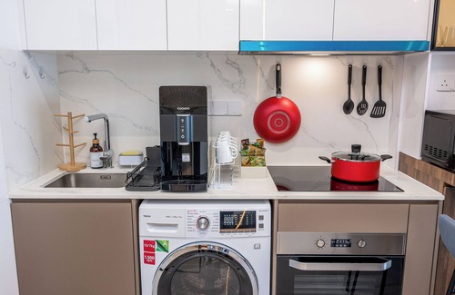 Imbi Condo | #Core Residence TRX 2BR #4Pax #2Gbps Wifi #Netflix #Hotel Feel #Bukit Bintang