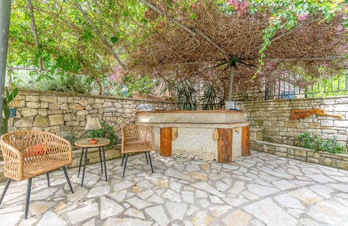 Gaios Apartment | Corfu Apt in Gaios with 1 bedrooms and 1 bathrooms
