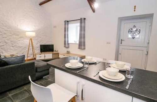 Talybont House | Cornel Glyd