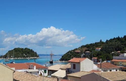 Lakka Apartment | Cornelia