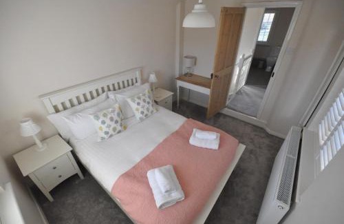 Landbeach House | Corner Cottage