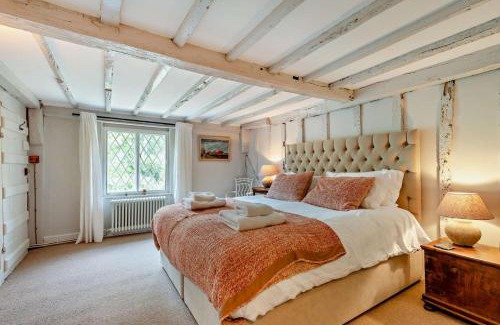 Cranbrook House | Corner Cottage - Kent