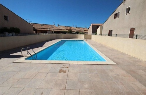 Portiragnes-Plage House | Corner Villa for 5 persons, Residenz with pool, at only 400m from the sea, PORTIRAGNES PLAGE