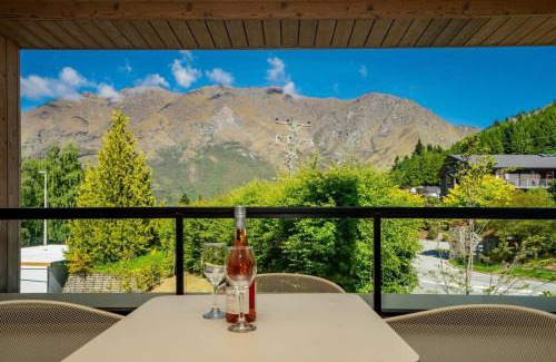 Arthur's Point Apartment | Coronet Bliss - La Residence du Parc