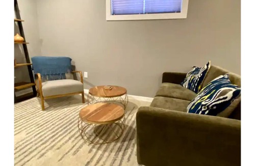 Duckpond Apartment | Corporate Rental in the heart of Historic Duckpond