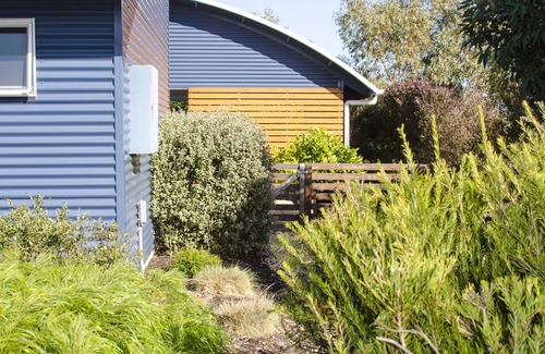 Dunkeld House | Corrugated Cottage, Dunkeld, Dog-friendly.