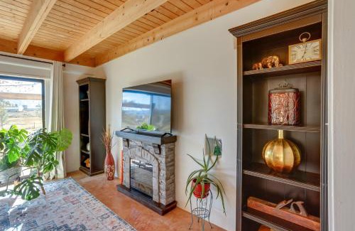 Cortez House | Cortez Retreat with Hot Tub - 11 mi to Mesa Verde!