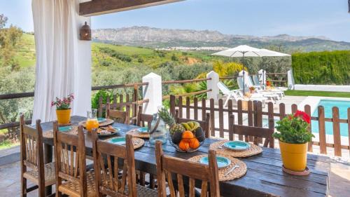 Antequera House | Cortijo Casablanca Villanueva de la Concepción by Ruralidays