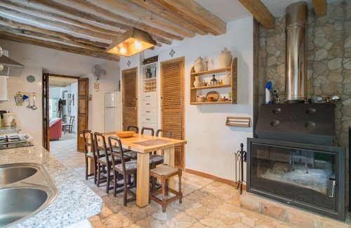 Cabra Cottage | Cortijo Don Simon, ideal for families and friends (pet friendly)