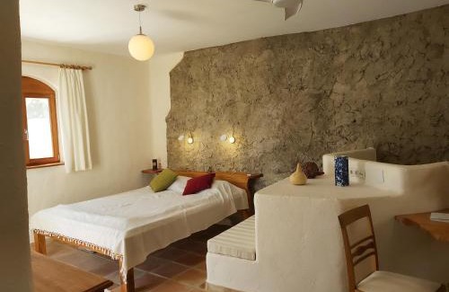 Huebro House | Cortijo El Molino Apartamento"El balconcito"