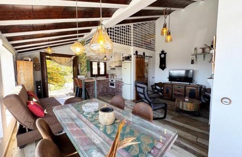 Sayalonga House | Cortijo Los Matías