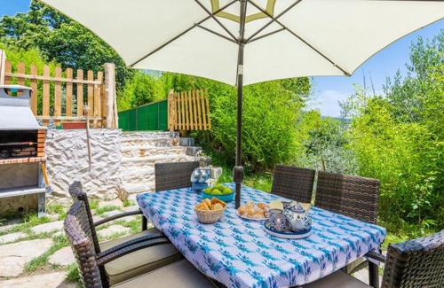 Pitres Villa | Cortijo Rural El Castano La Taha - Pitres by Ruralidays