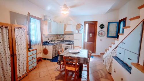 Marettimo House | Cortile Via San Simone Marettimo