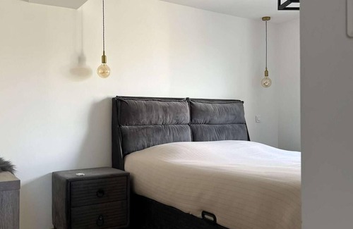 Champigneulles Apartment | Cosalà Appartement Avec spa Privatif Sauna et Jacuzzi à 5 Minutes de Nancy