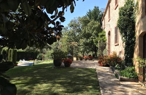 Massanes Villa | Costabravapartment Can Marc with private pool and tennis court