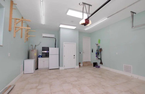 Coury House | Costal Elegance Meets Island Luxury
