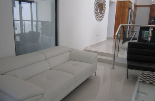 Costambar Bed & Breakfast | COSTAMBAR BEACHFRONT PRIVATE HOME nLAST MINUTE $75