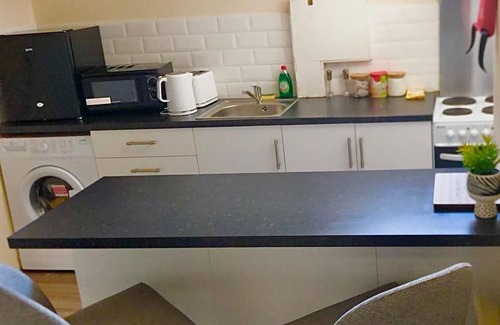 Bury Apartment | Cosy 1-bed Apartment in Bury Town Centre