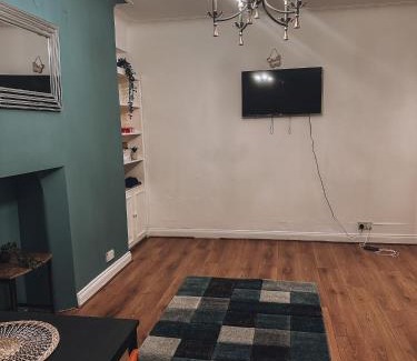 Swiss Cottage Apartment | Cosy 2 bedroom apartment in Swiss Cottage.