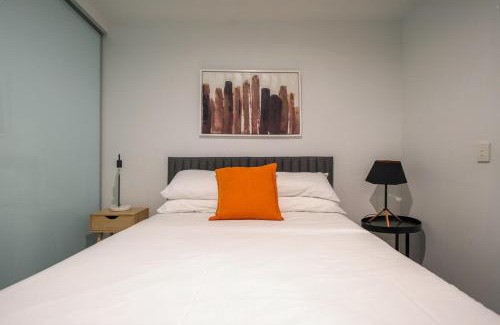 Reid Apartment | Cosy 2BR in Reid with free wifi n parking