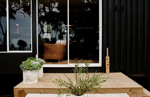 Eaglehawk Neck House | Cosy 3 bed cabin on the Tessellated Pavement