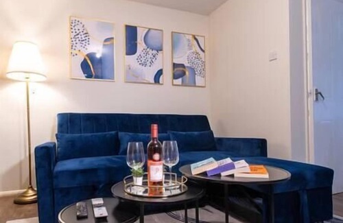 Bramcote House | Cosy 3 Bed House - FREE PARKING