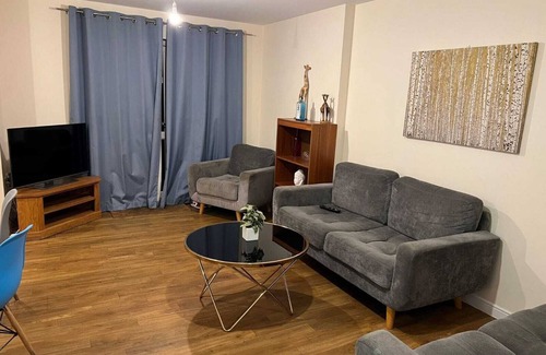 Southampton Apartment | Cosy 3 BR Flat in Southampton