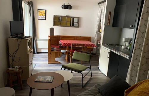 Luz-Saint-Sauveur Apartment | Cosy 30m2 apartment 2 minutes from the spa, 5 minutes from the town center
