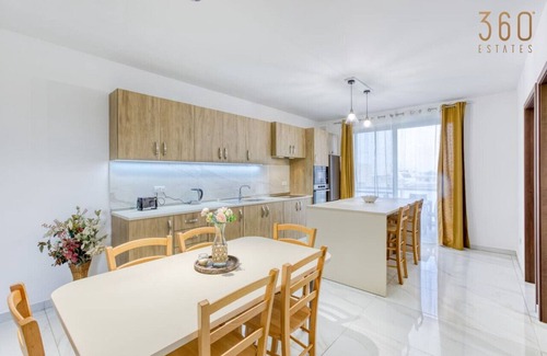 Zabbar Apartment | Cosy 3BR home with Balcony & Sofa bed in Zabbar