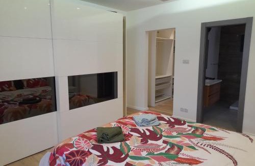 Bugibba Apartment | Cosy 4 Bedroom Apt with use of Pool