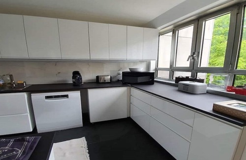 12th Arrondissement Apartment | Cosy 90m2 apartment in Paris 12, modern and well-equipped