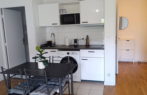 Carrieres-sous-Poissy Apartment | Cosy and quiet: Apartment 20 minutes from Paris and Versailles