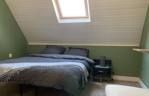 Breuil-Bois-Robert Apartment | Cosy apartment in small villa