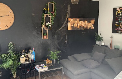 Bijlmer-Centrum Apartment | Cosy Apartment In Amsterdam