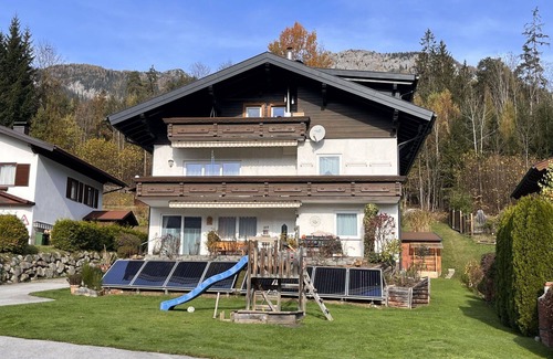 Haus Apartment | Cosy apartment for 10 guests with WIFI, TV, patio and pets allowed