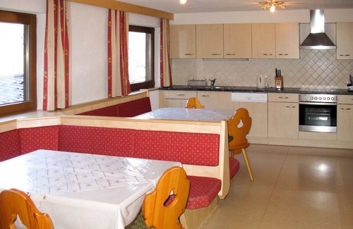 Schwendau Apartment | Cosy apartment for 24 guests with WIFI, TV and balcony