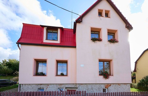 Liberec Apartment | Cosy apartment for 4 guests with WIFI, TV, terrace and parking