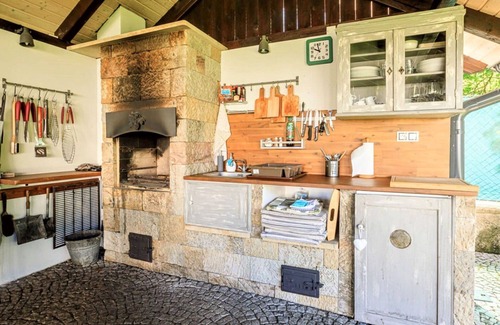 Arnoltice Apartment | Cosy apartment for 4 guests with WIFI, TV and terrace