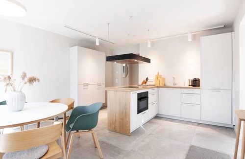 Hohen Wieschendorf Apartment | Cosy apartment for 4 guests with WIFI, TV, terrace, pets allowed and panoramic view