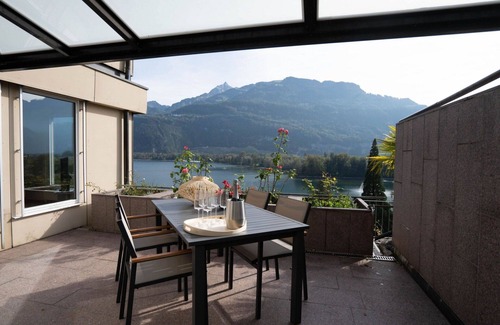 Weesen Apartment | Cosy apartment for 5 people with WIFI, TV, balcony and parking