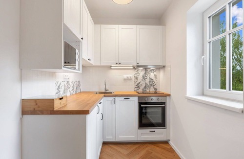 Hrensko Apartment | Cosy apartment for 8 people with WIFI, TV, patio and pets allowed