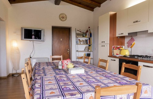 Corchiano Apartment | Cosy apartment for 9 guests with pool, WIFI, TV and pets allowed